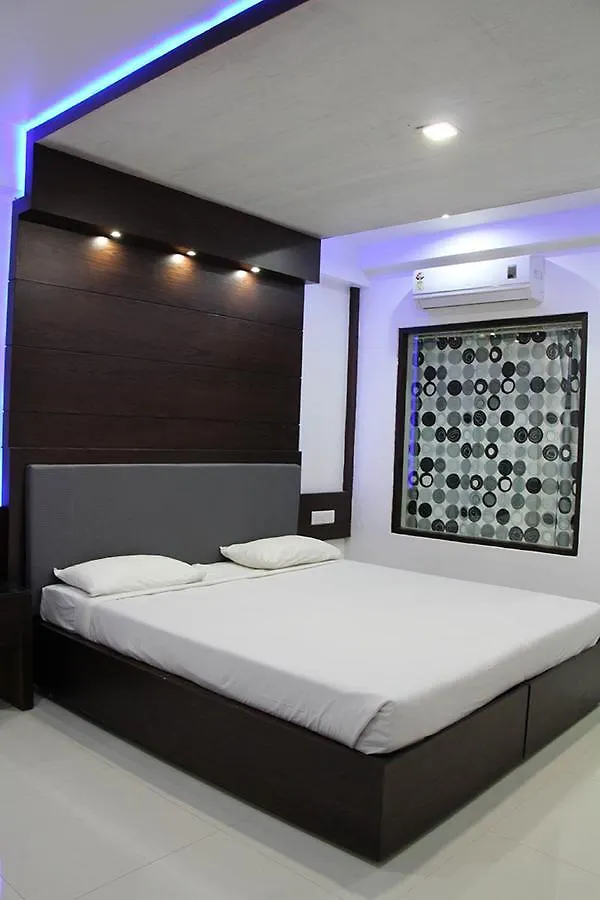 ****  Well View Residency Hotel Parassinikkadavu India