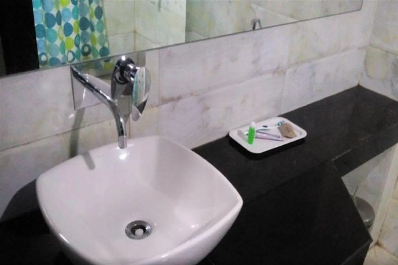 Well View Residency Hotel Parassinikkadavu